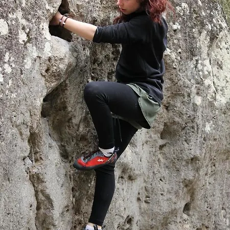 Campsite Climbing With Sky Windows ! Santa Cruz de Tenerife